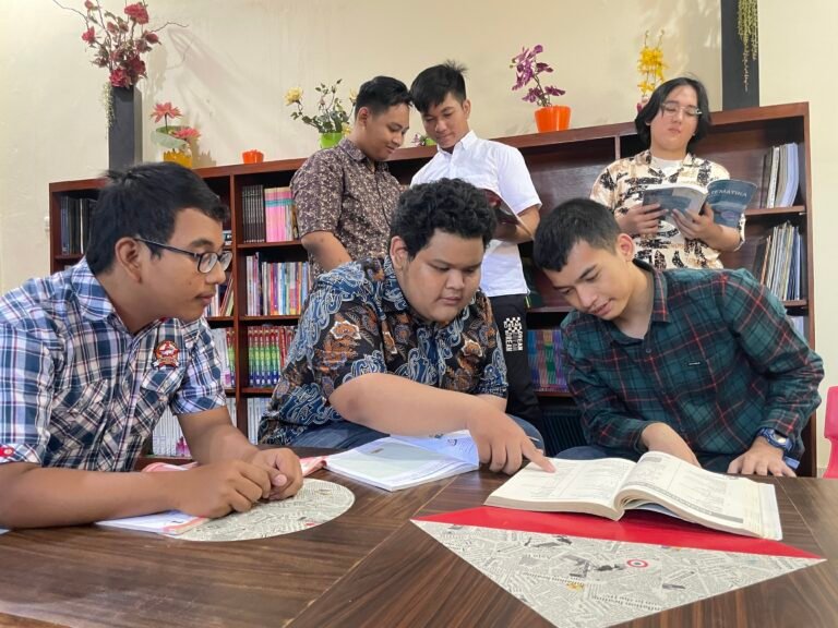 Homeschooling Carnation Cirebon merayakan hari literasi Internasional